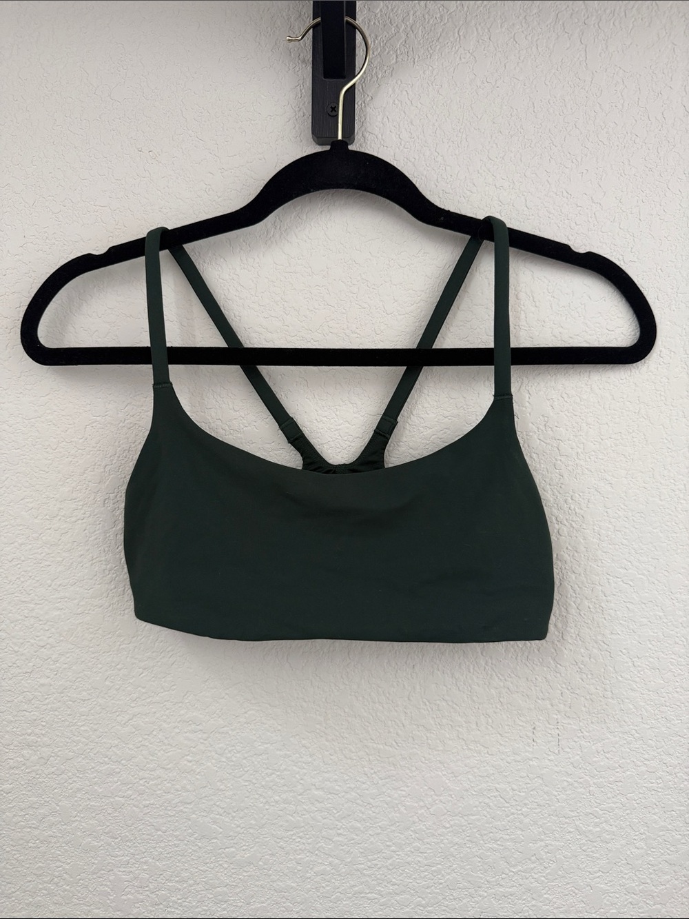 Lululemon Legacy Green Wunder Train Strappy Racer Bra Size 6 ( A-B Cup)